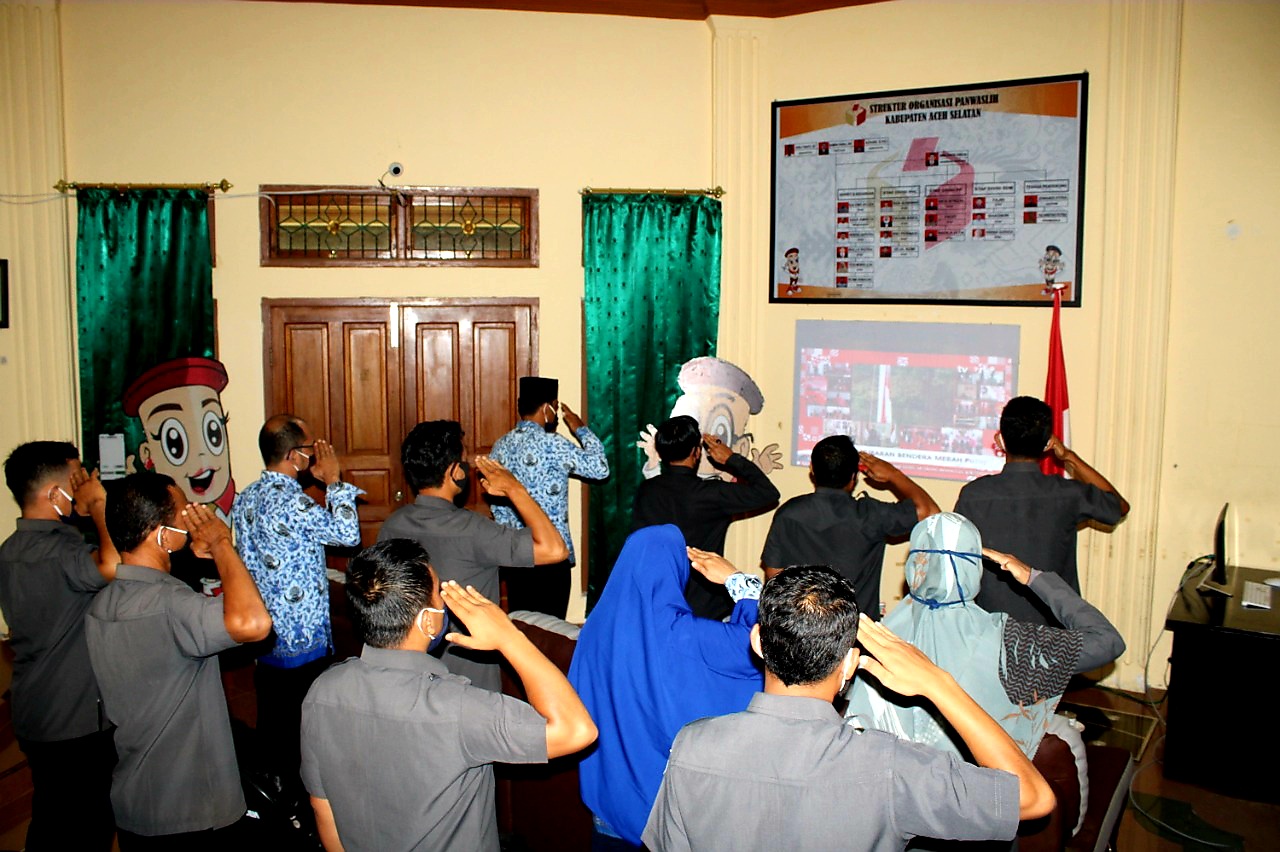 Siasati Pandemi Covid-19, Panwaslih Aceh Selatan lakukan Upacara Peringatan HUT Republik Indonesia secara Virtual