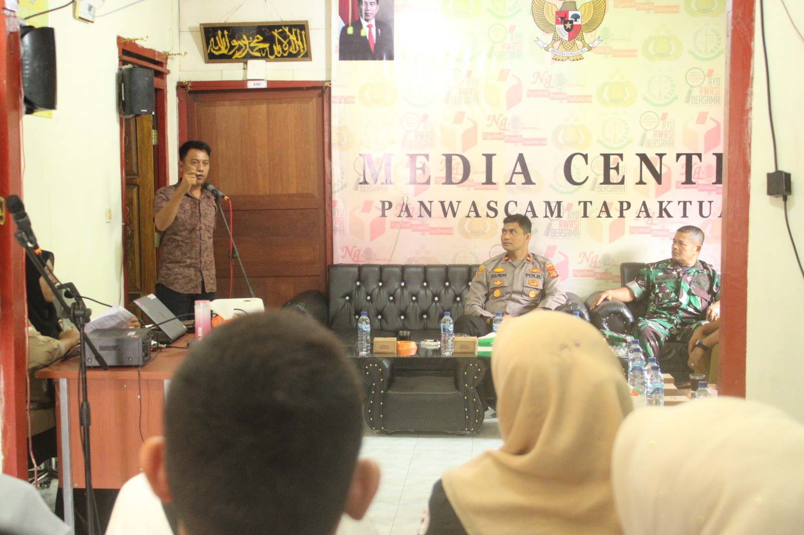 Ketua Panwaslih Aceh Selatan Hadiri Pelantikan PAW PKD Desa Hulu