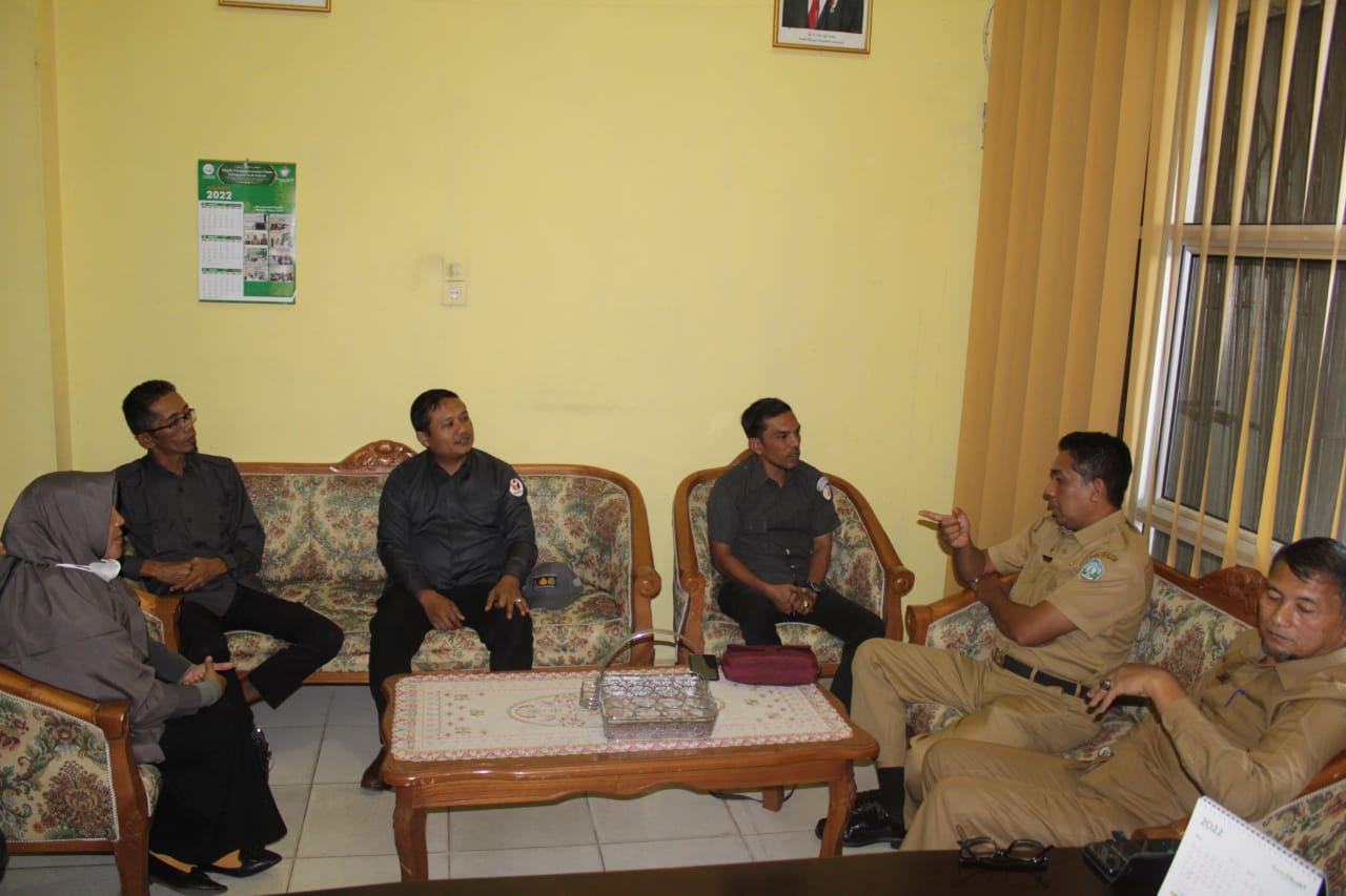 Ketua dan Anggota Panwaslih Aceh Selatan Lakukan Pertemuan dengan Badan Kesatuan Bangsa dan Politik (Kesbangpol) Aceh Selatan
