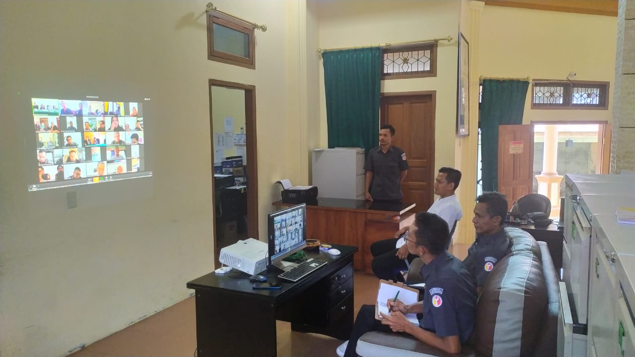 Panwaslih Aceh Selatan ikut rapat melalui video conference dengan Panwaslih Provinsi Aceh