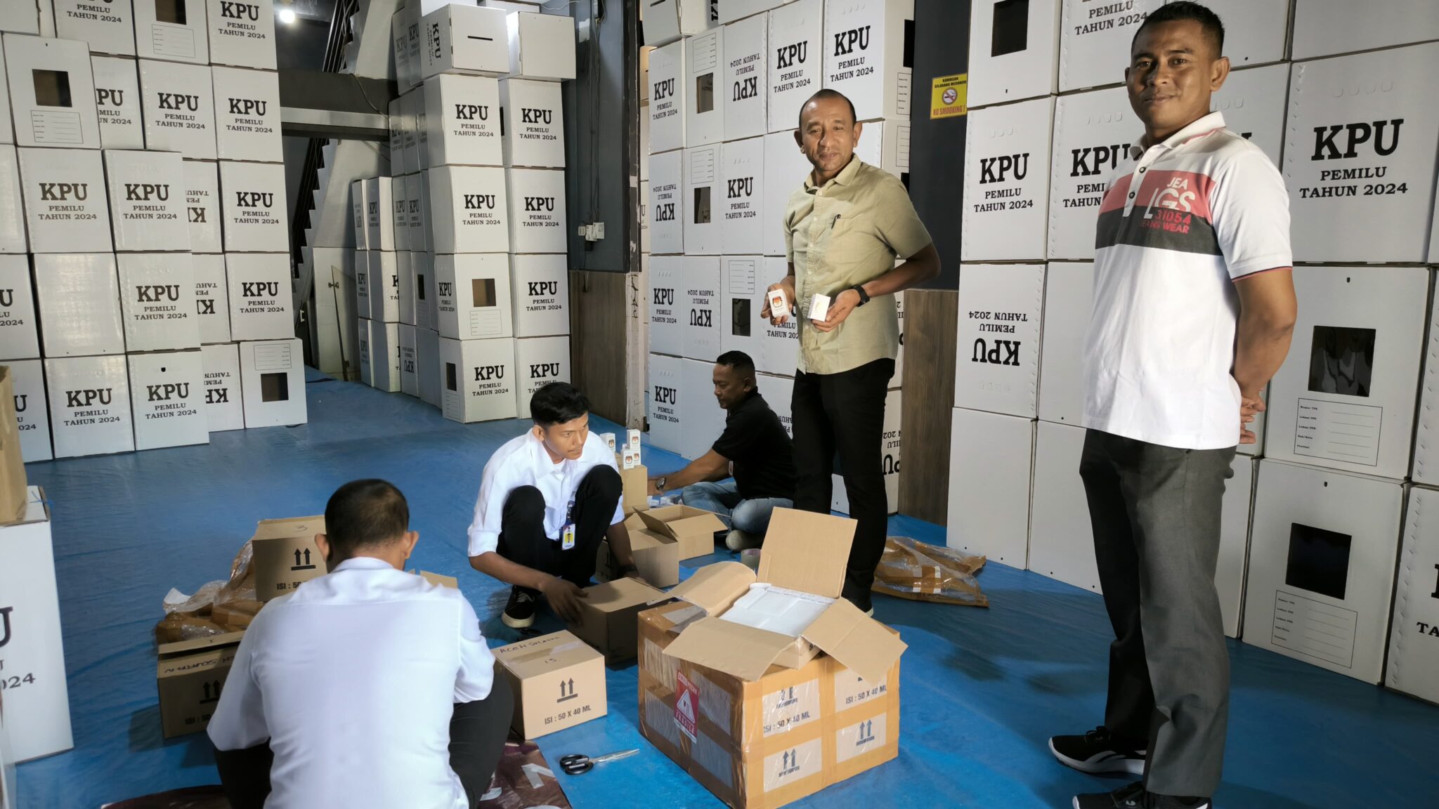 Foto Pengawasan tinta logistik