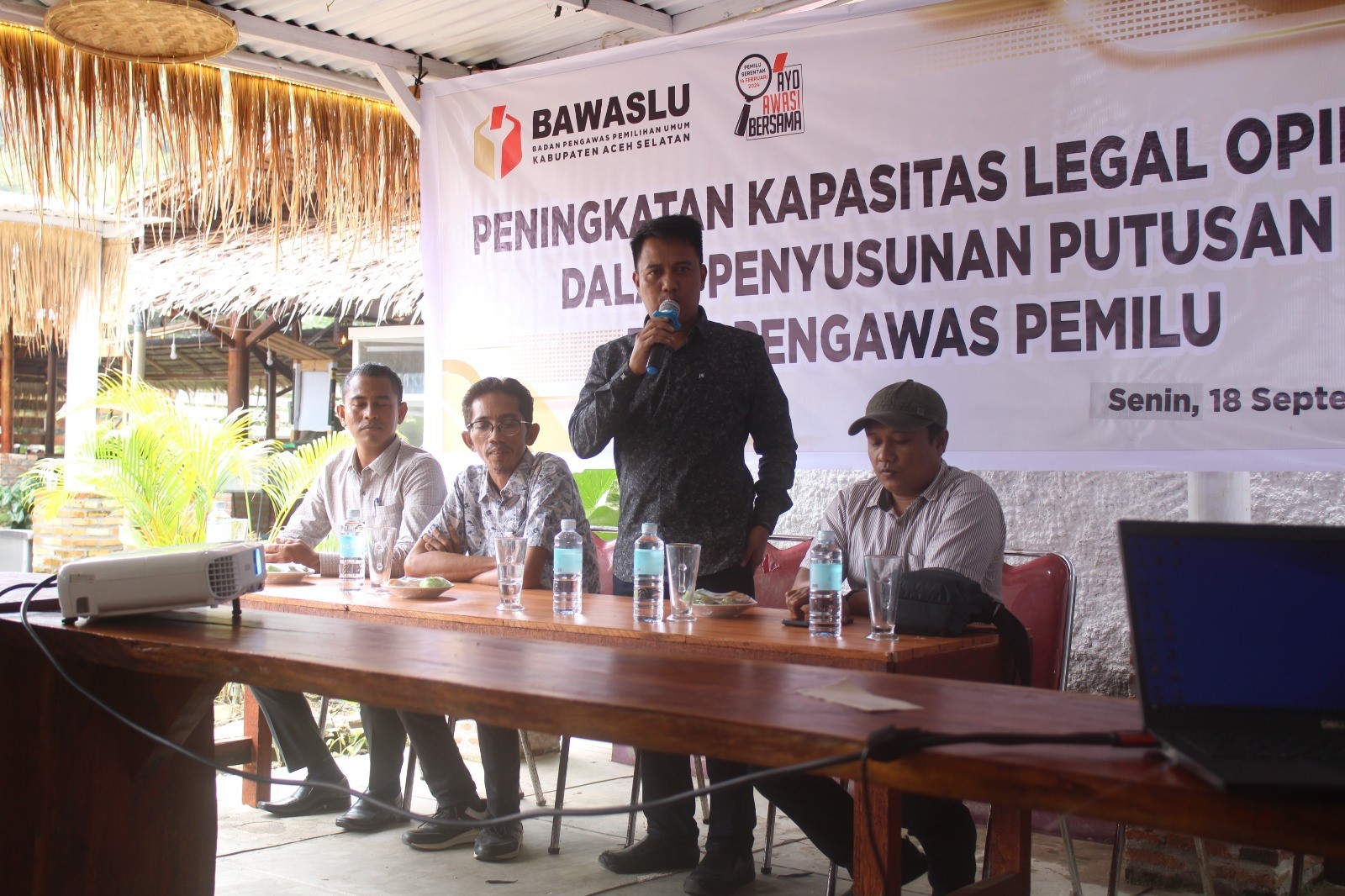 Ketua Panwaslih Aceh Selatan Ingatkan Panwascam Jaga Kekompakan Pengawas Pemilu