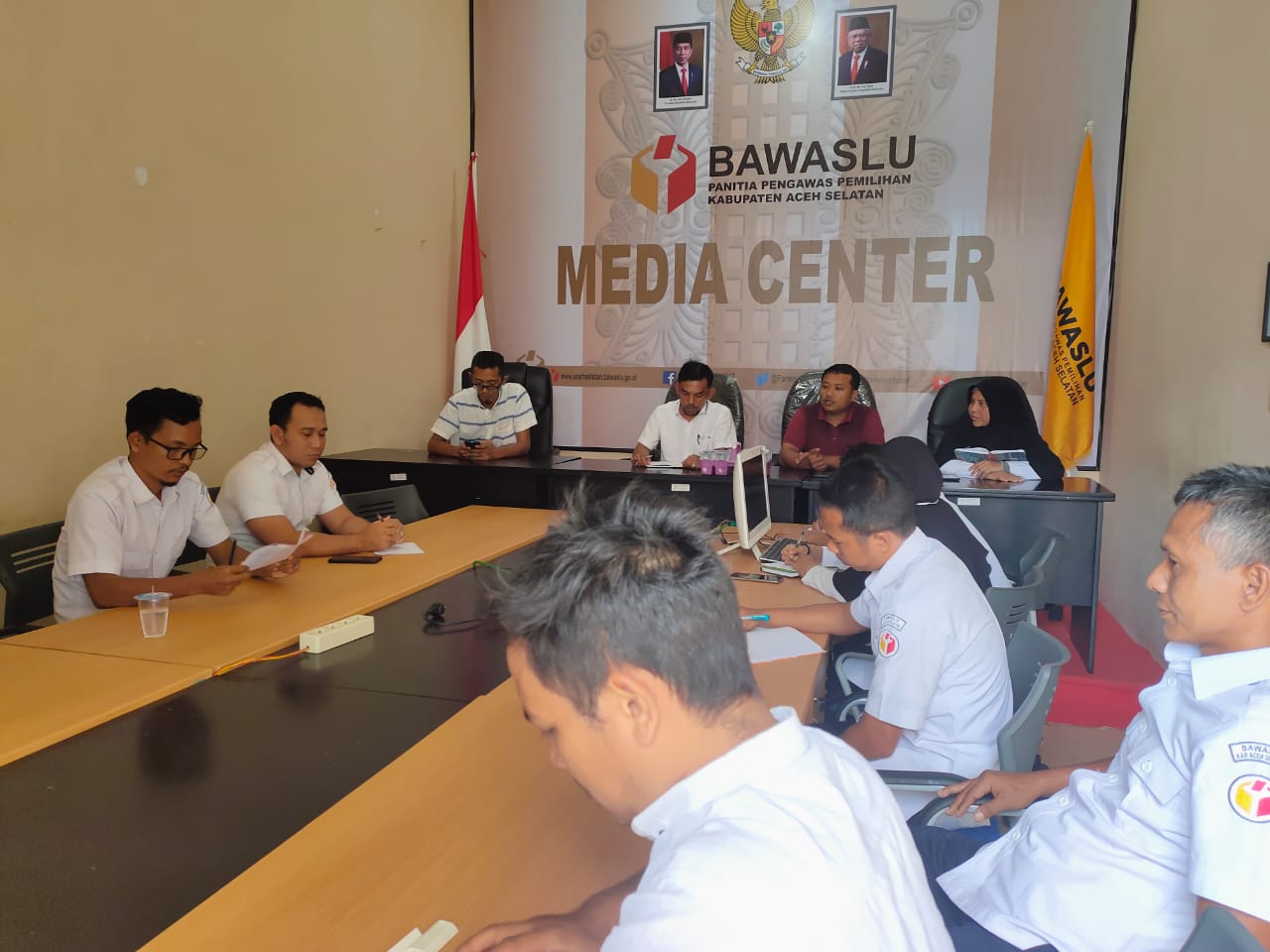 Rapat Perdana Tahun 2021, Panwaslih Aceh selatan Perkuat Sinergisitas Jajaran Sekretariat