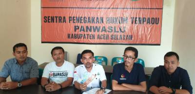 Timses Caleg DPRA dan DPRK Terjaring OTT Panwaslih Aceh Selatan