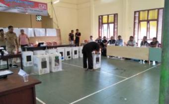 Pleno Rekapitulasi Suara PPK Meukek Nyaris Ricuh